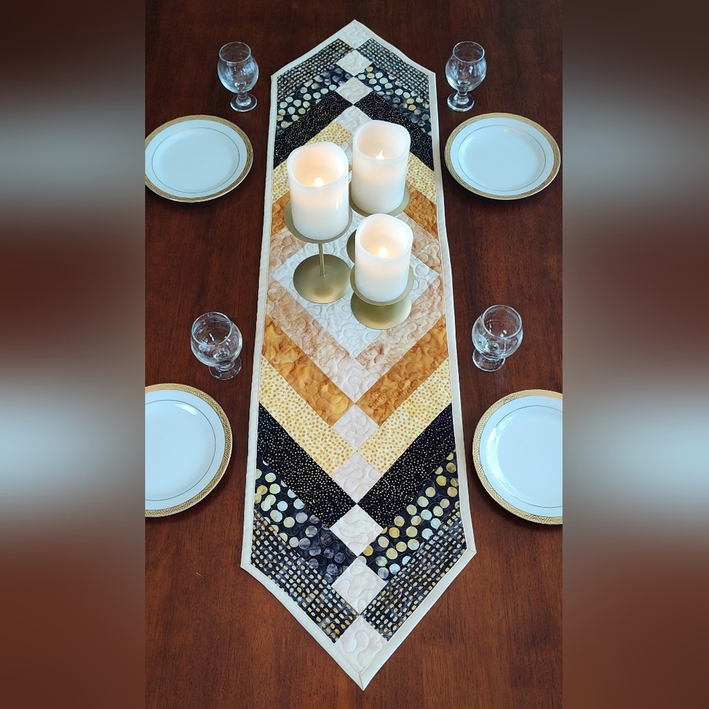 Beautiful Black & Gold! NEW HANDMADE Quilted Batik Table Runner -  12 X 46" - Picture 4 of 10